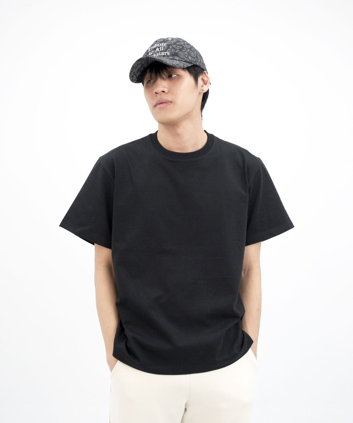 히피하우스(HIPPIE HAUS) Core essential  t-shirt