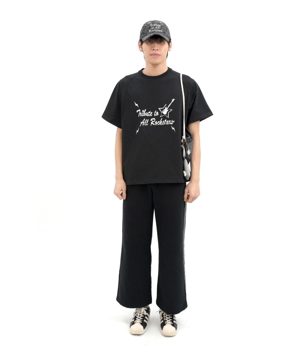 히피하우스(HIPPIE HAUS) Tribute To All Bassists Raglan Core essential  t-shirt
