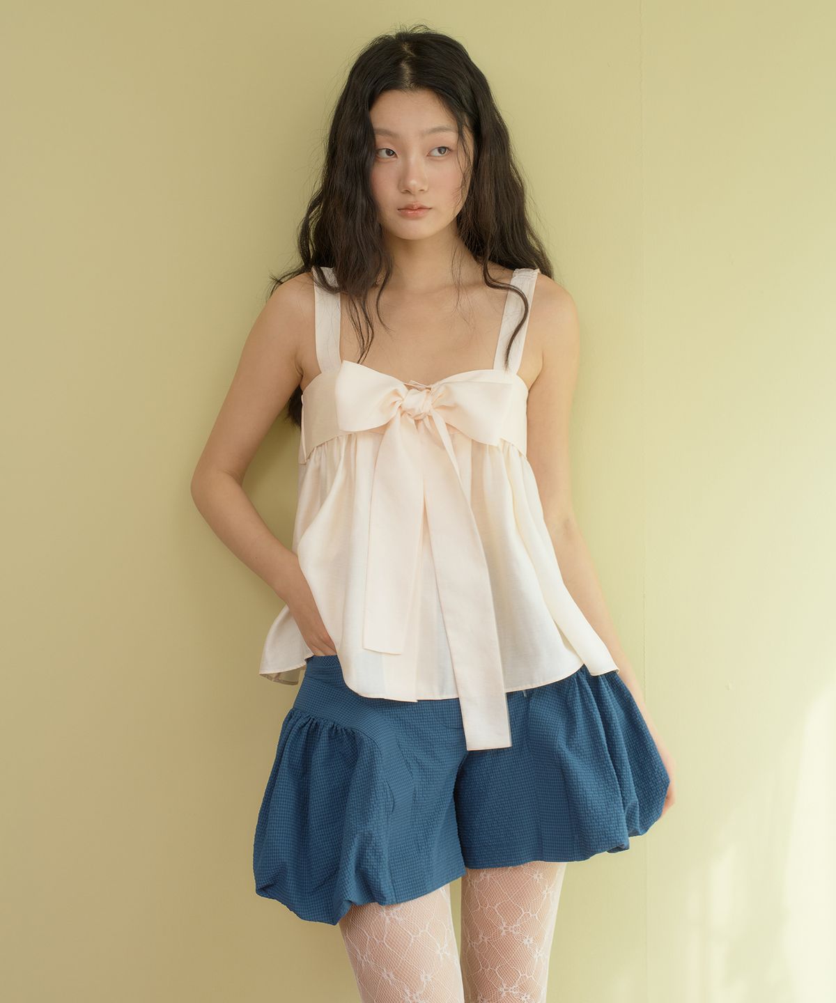 센뉴(SENUE) Ribbon Shirring Sleeveless (BUTTER)