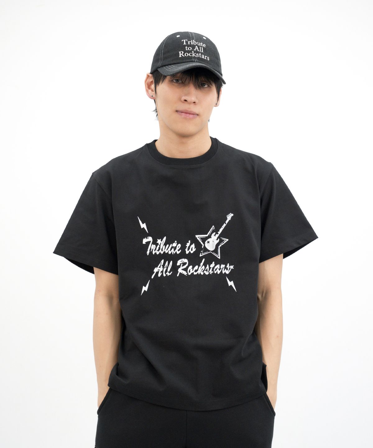 히피하우스(HIPPIE HAUS) Tribute To All Bassists Core essential  t-shirt
