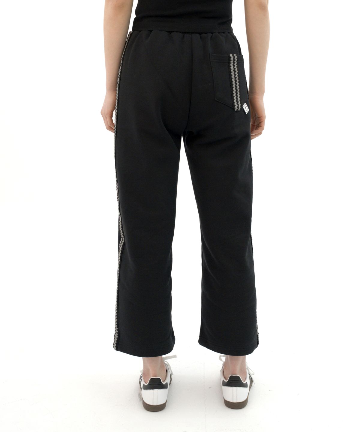 히피하우스(HIPPIE HAUS) Brushed Straight sweatpants w.Tape Black