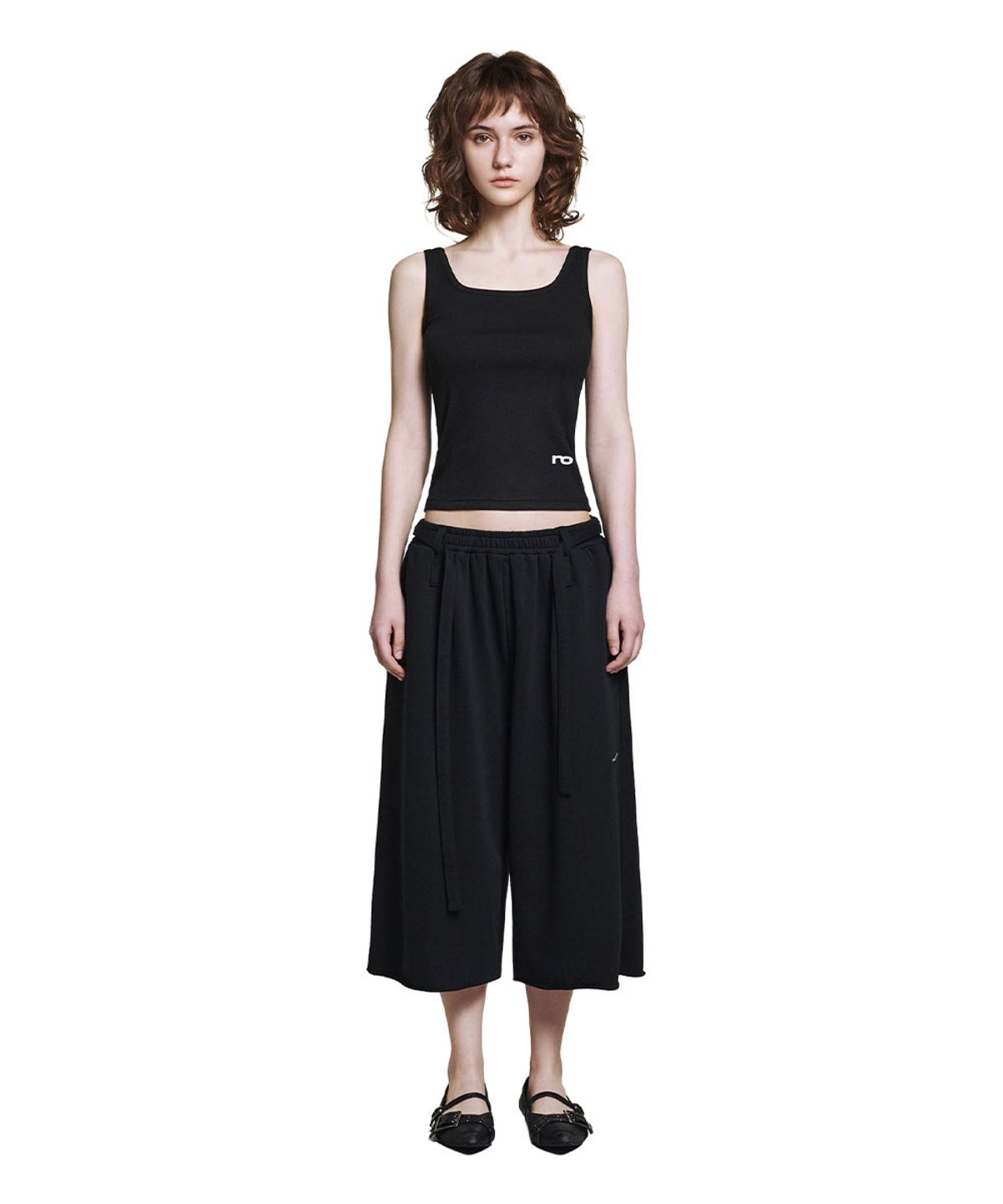 로타입(ROUGHTYPE) Belted Point Bermuda Sweatpants - Black