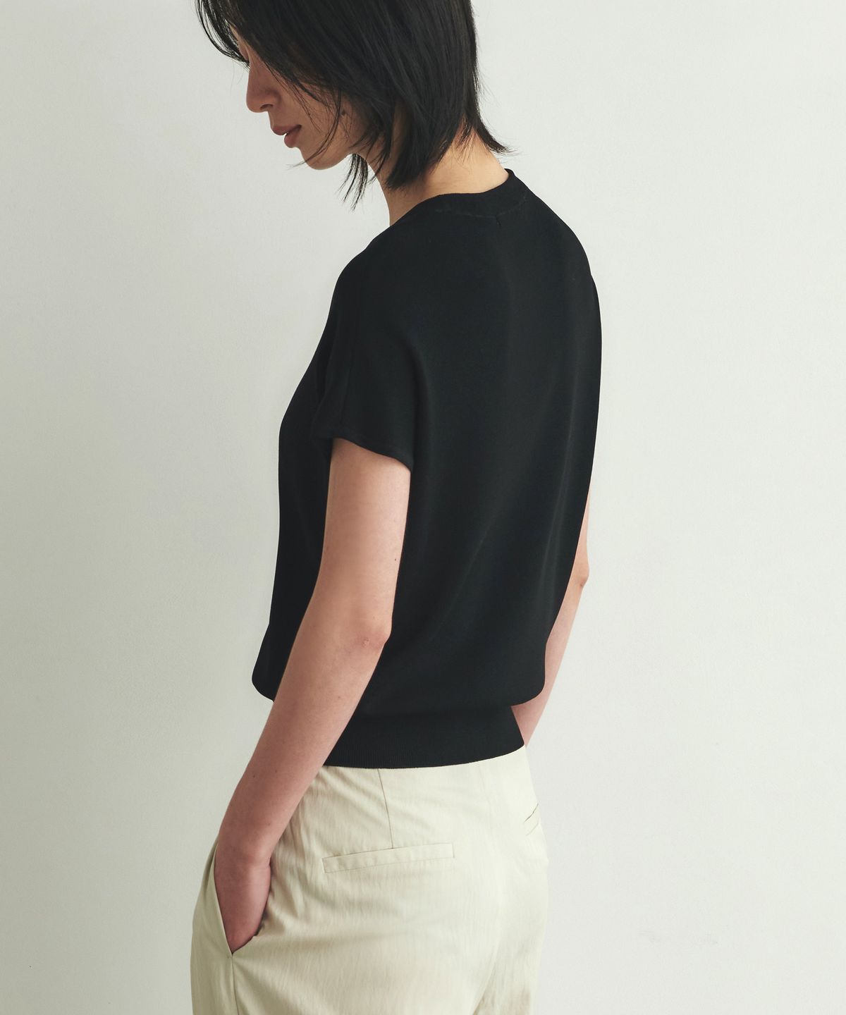 앳모어(ATMORE) 레아 돌먼 슬리브 니트 (black)