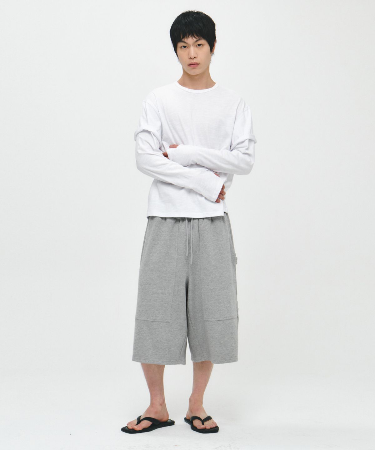 인템포무드(INTEMPOMOOD) 스웨트 카펜터 버뮤다 팬츠_그레이