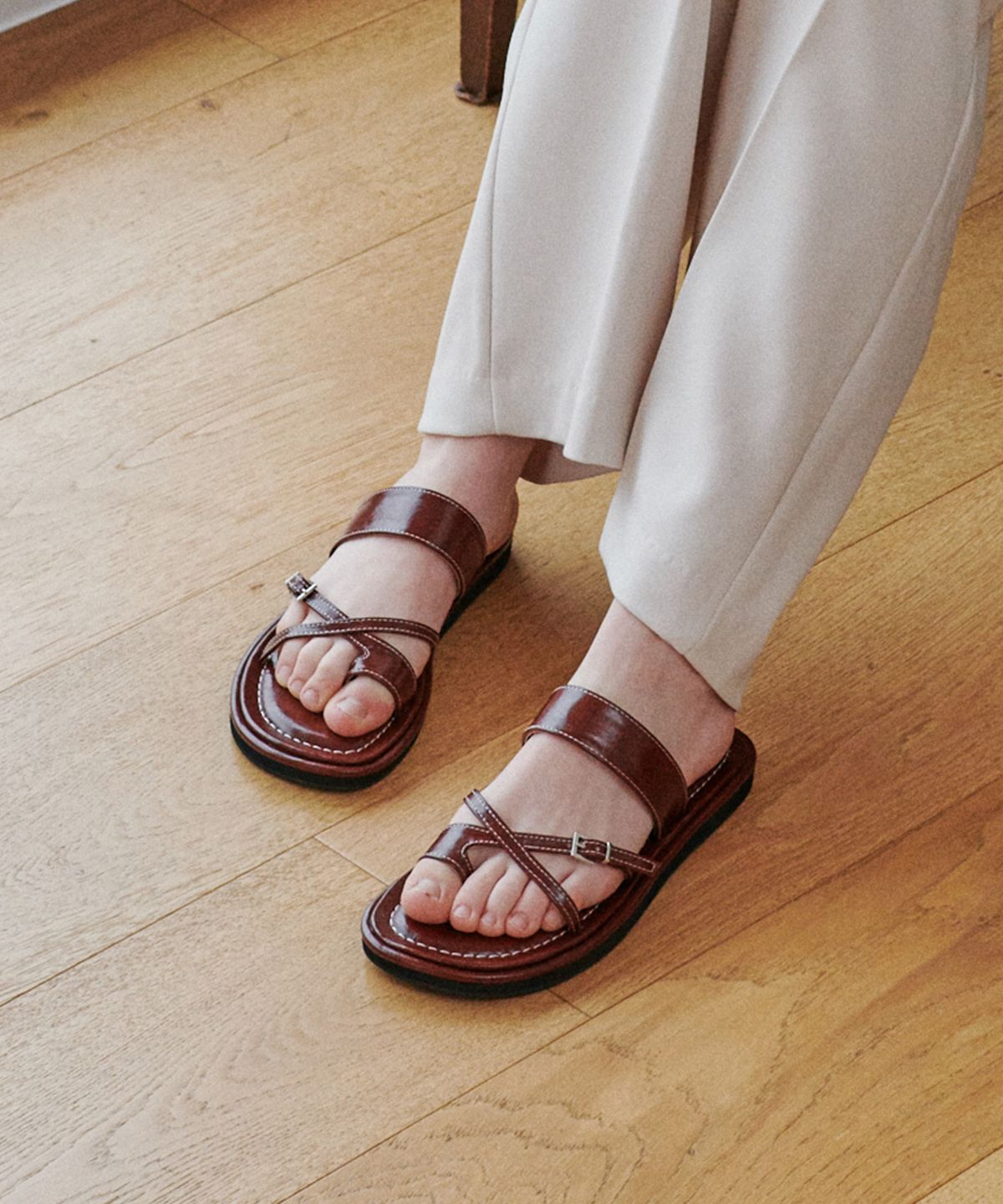 에이티티(ATT) Refined Toe Loop Sandals (att6004)