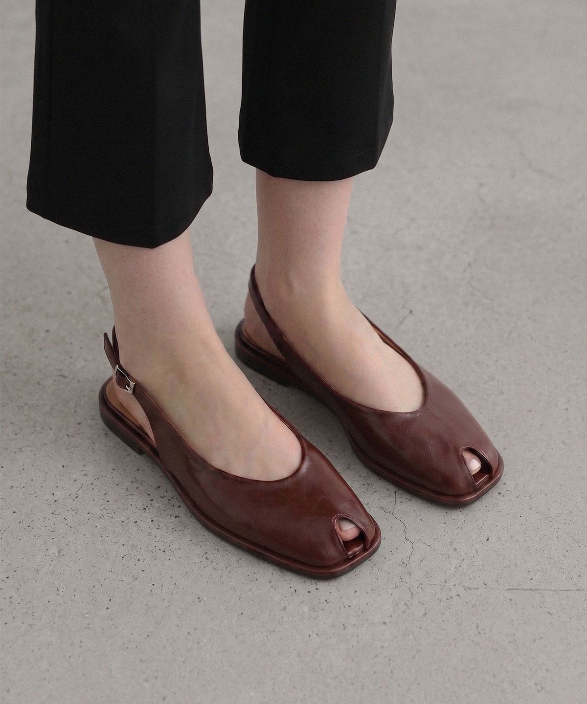 에이티티(ATT) Keyhole Slingback Flats (att6010)
