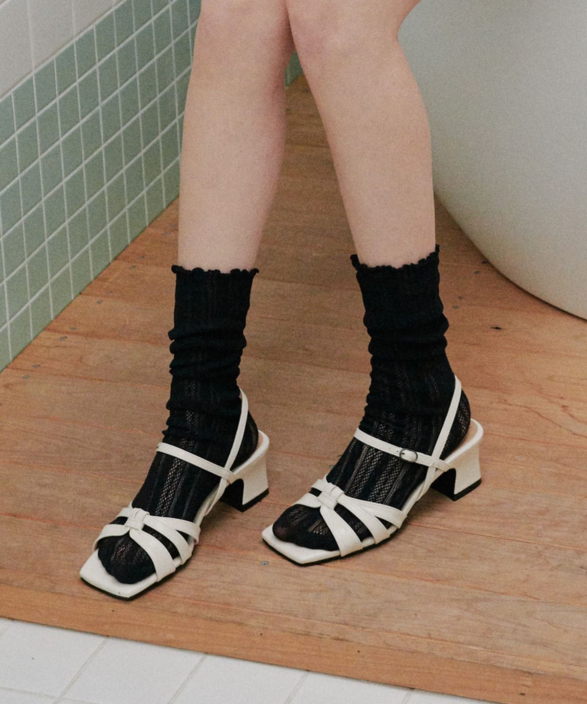 에이티티(ATT) Twist Strap Mid Heel Sandals (att8002)