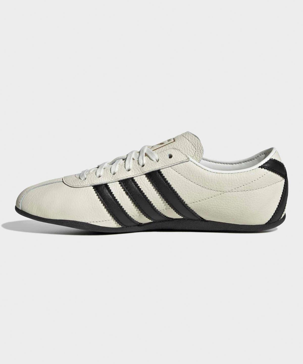 아디다스(ADIDAS) 도쿄 - 화이트:블랙 / JQ0597