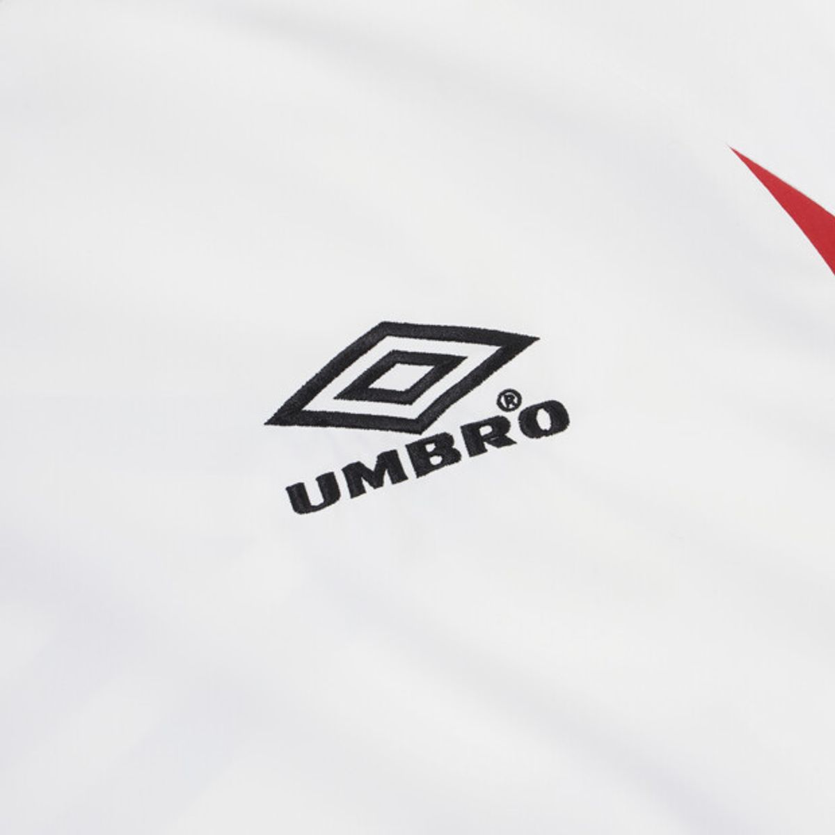 엄브로(UMBRO) HBL 풋볼 헤리티지 와펜 반팔 피스테 아이보리 UR224CWT52