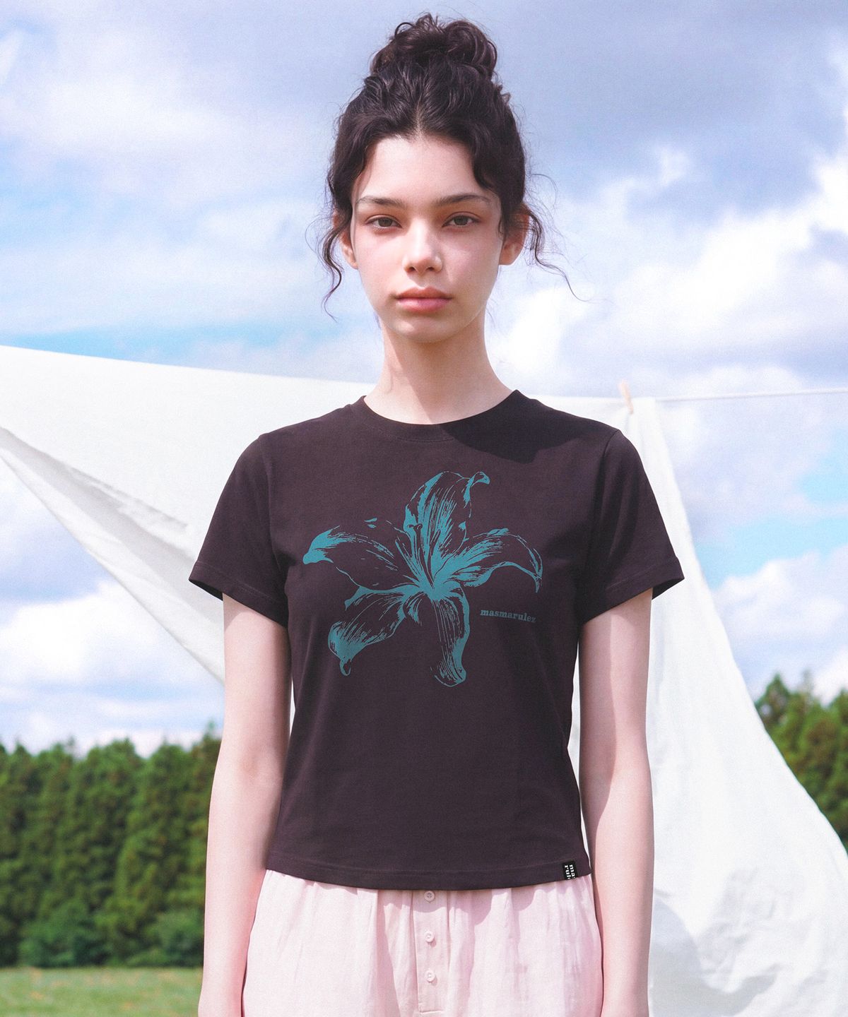 마스마룰즈 어패럴(MASMARULEZ APPAREL) Lily Flower Crop T-Shirt_2 Colors