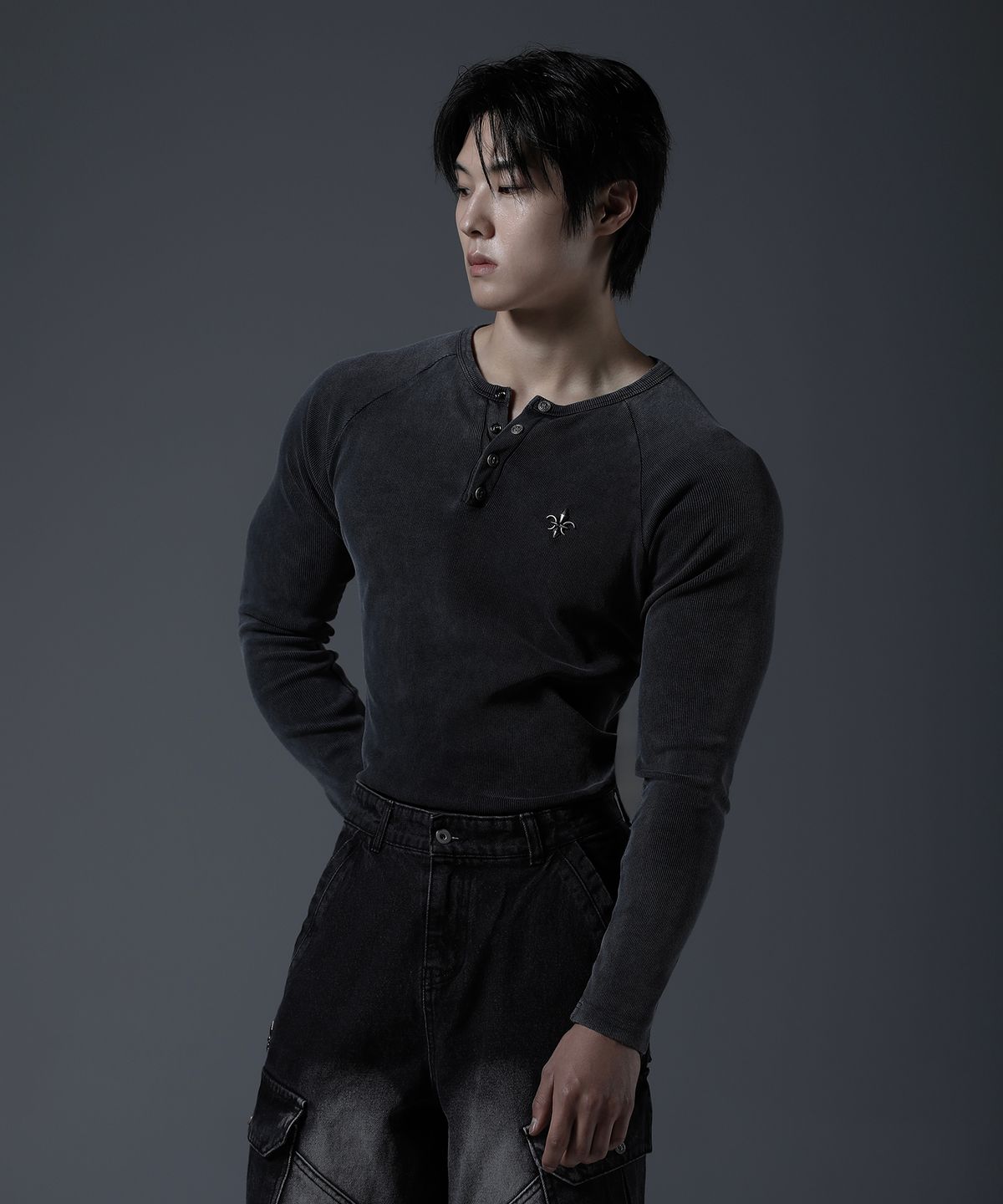 카미드(CARMID) 엔틱 피그먼트 헨리넥 긴팔 [그레이]