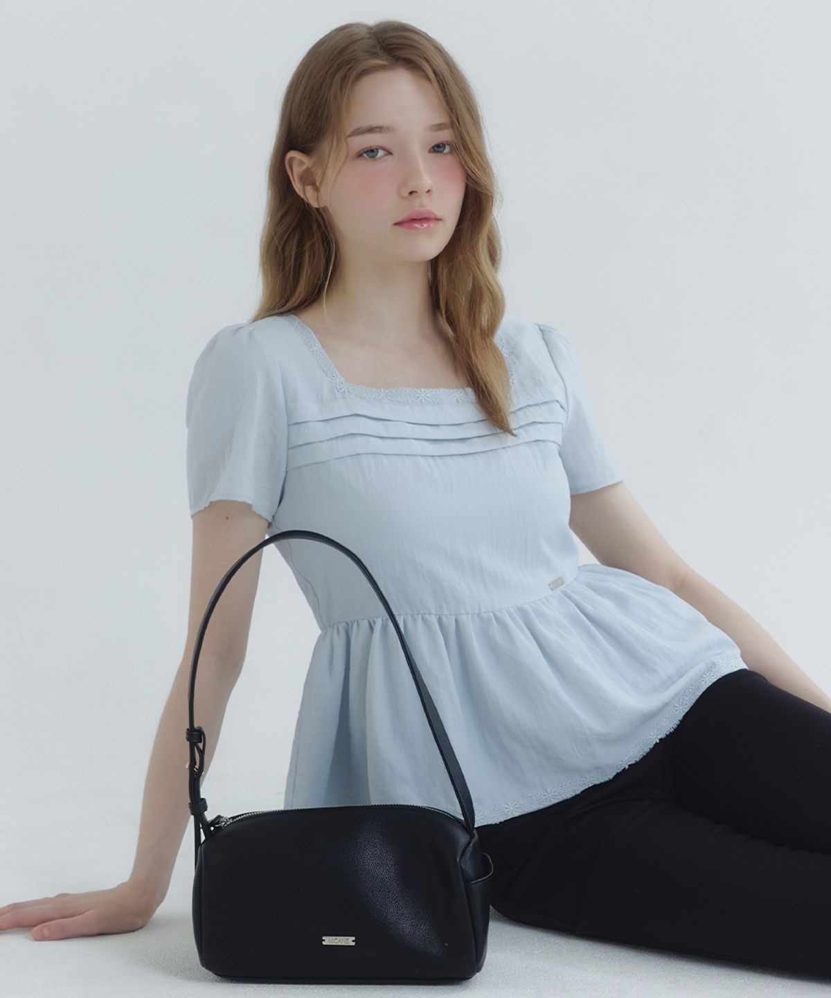 미케네(MICANE) 발레리아 핀턱 블라우스