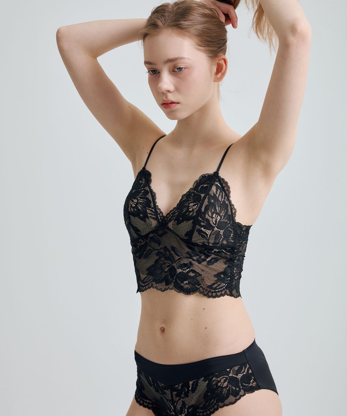 르세렌(LESEREIN) [SET] 블룸 레이스 브라탑 팬티 세트
