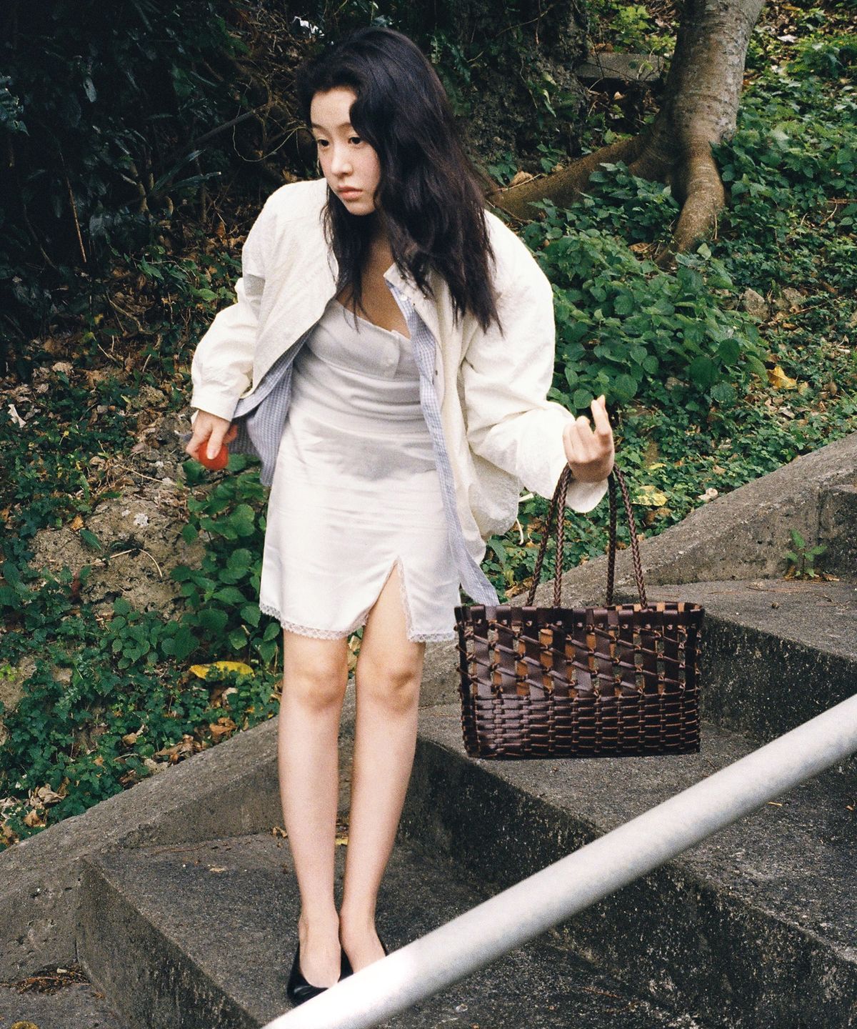 앤니즈(ANDNEEDS) Cava weaving bag (dark brown)