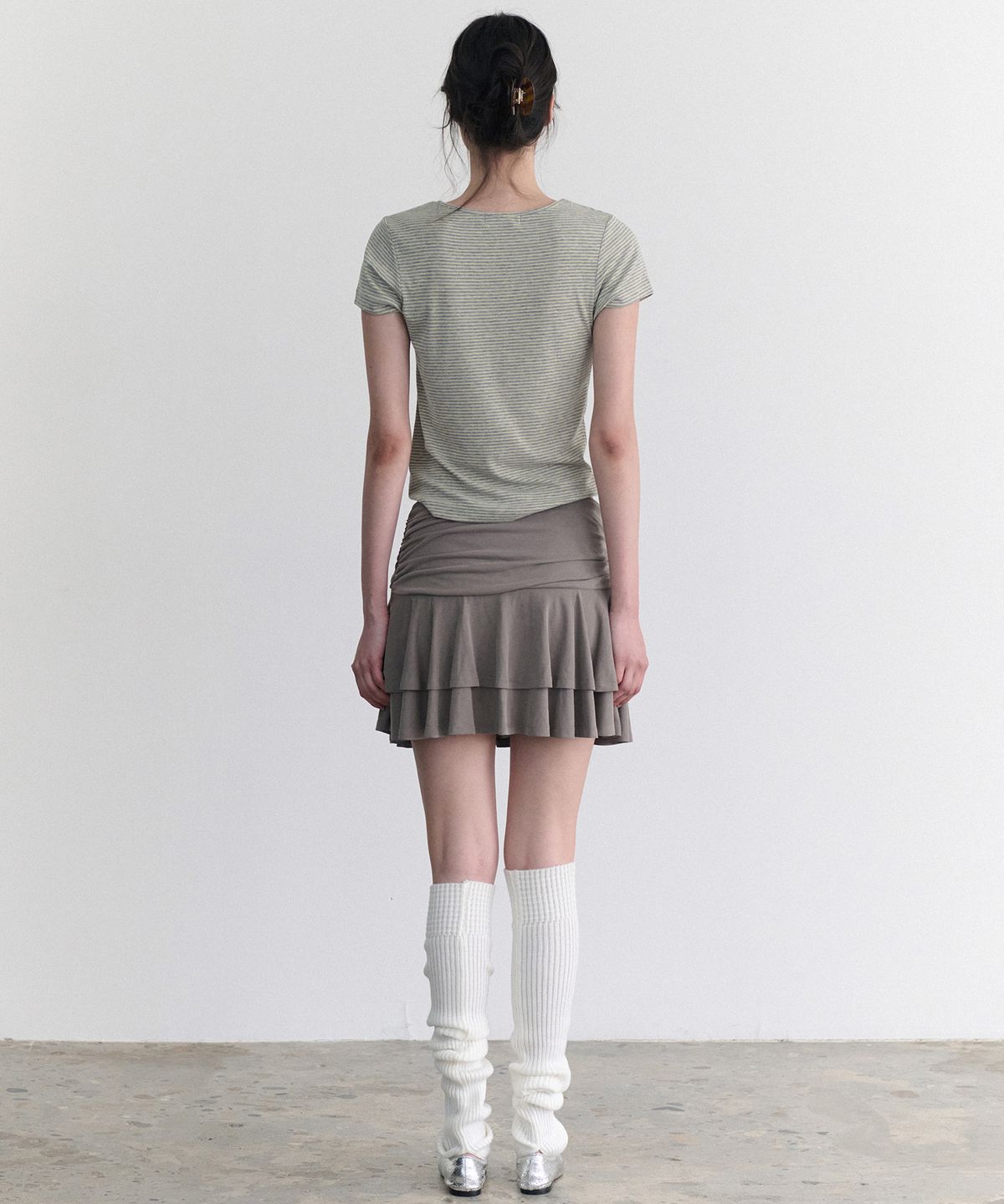 앤니즈(ANDNEEDS) Amalfi ruffle wrap skirt (mocha)