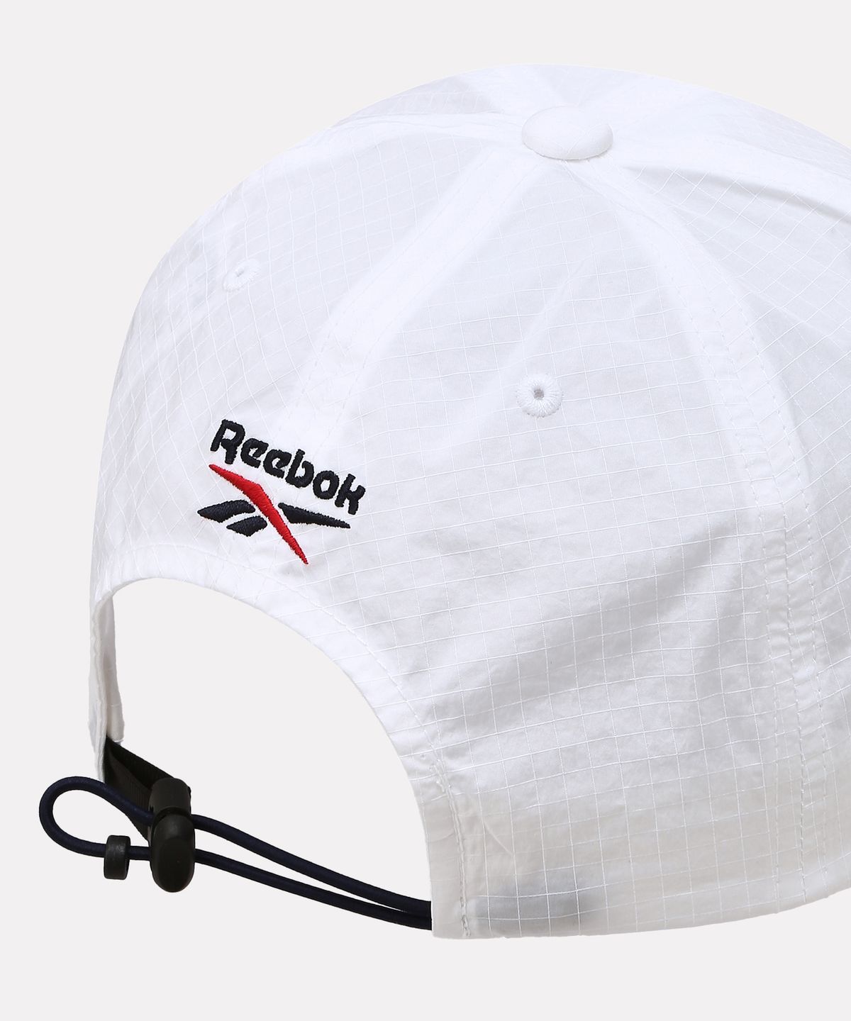 리복(REEBOK) 어센틱 로고 나일론 볼캡 - 오프 화이트