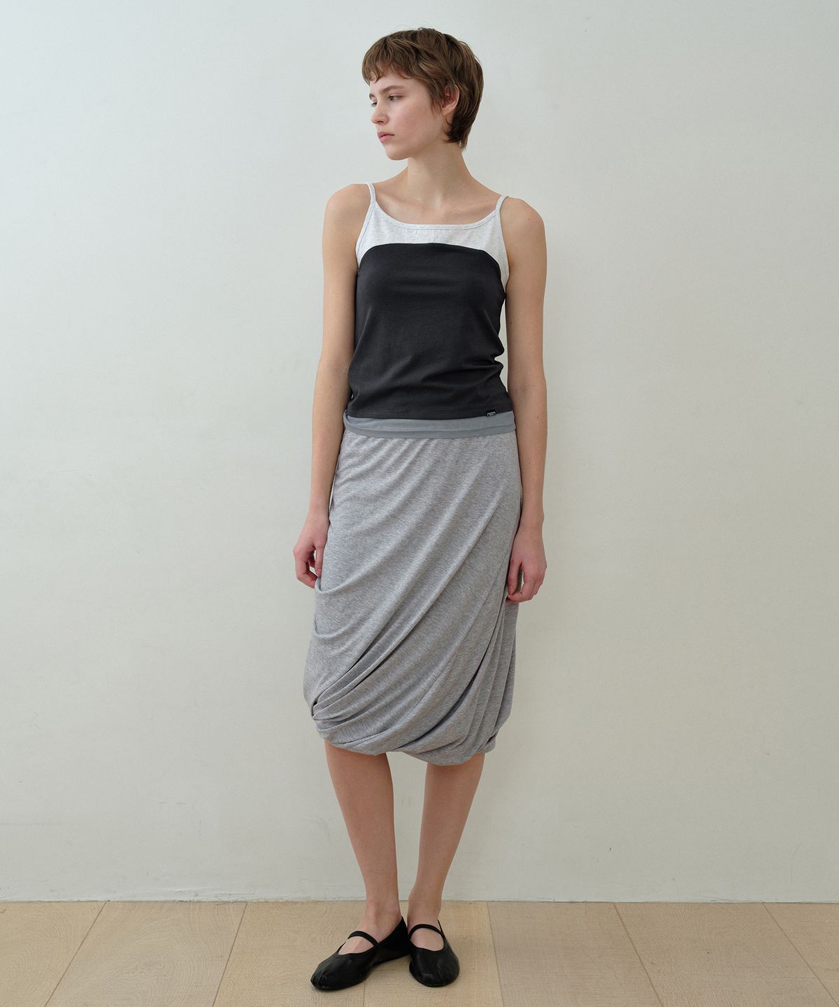 시메트릭 퍼센트(SYMMETRICPERCENT) Tri-Color Sleeveless / Charcoal