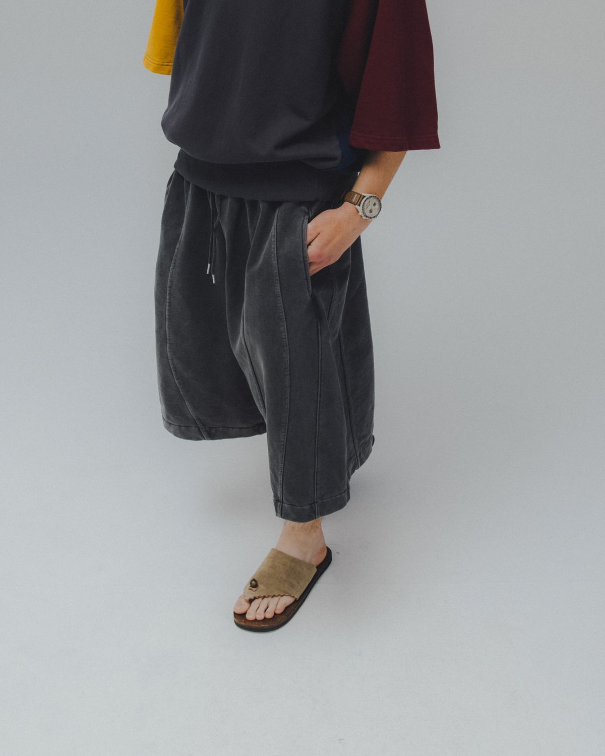 앵글런(ANGLAN) Iconic Pigment Sweat Half Pants - Grey