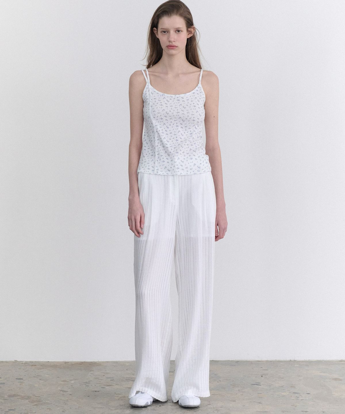 앤니즈(ANDNEEDS) Parco two tuck pants (white)