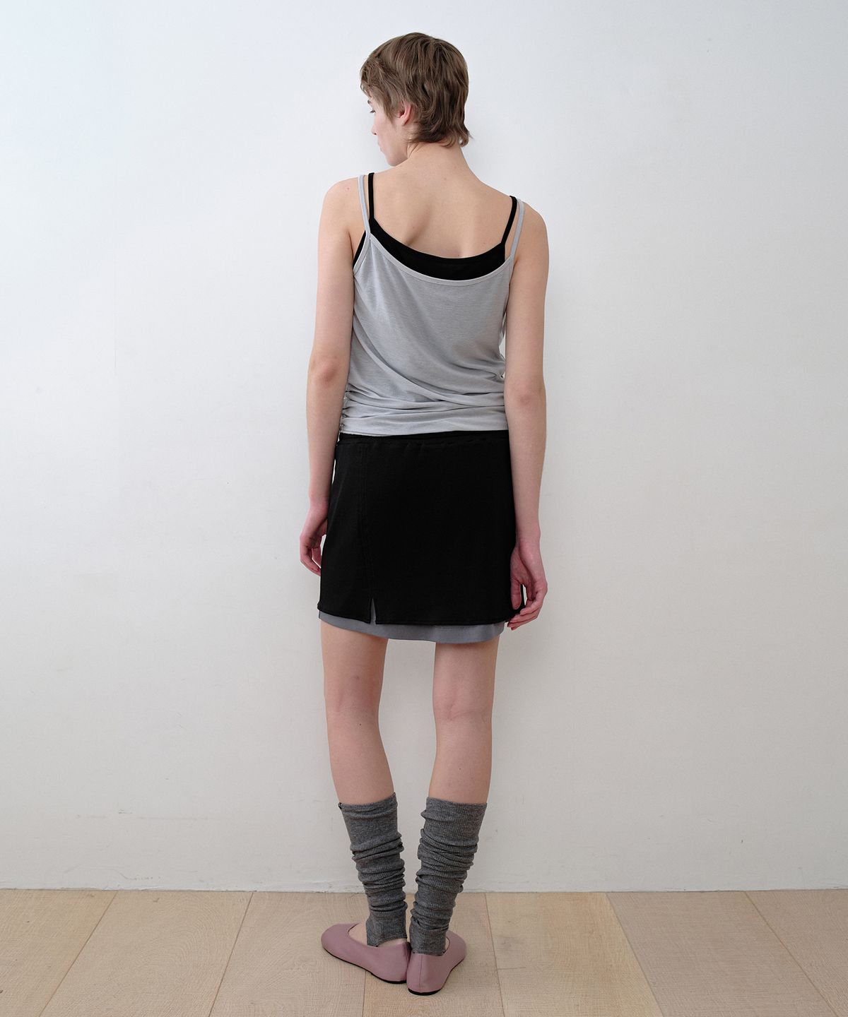 시메트릭 퍼센트(SYMMETRICPERCENT) Two-Way Sleeveless / Black