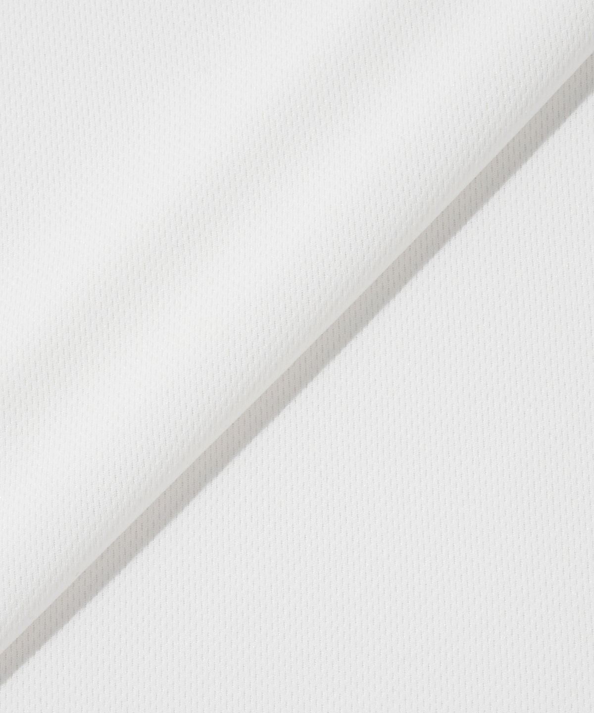 리복(REEBOK) 어센틱 로고 쿨링 반팔티 - 오프 화이트