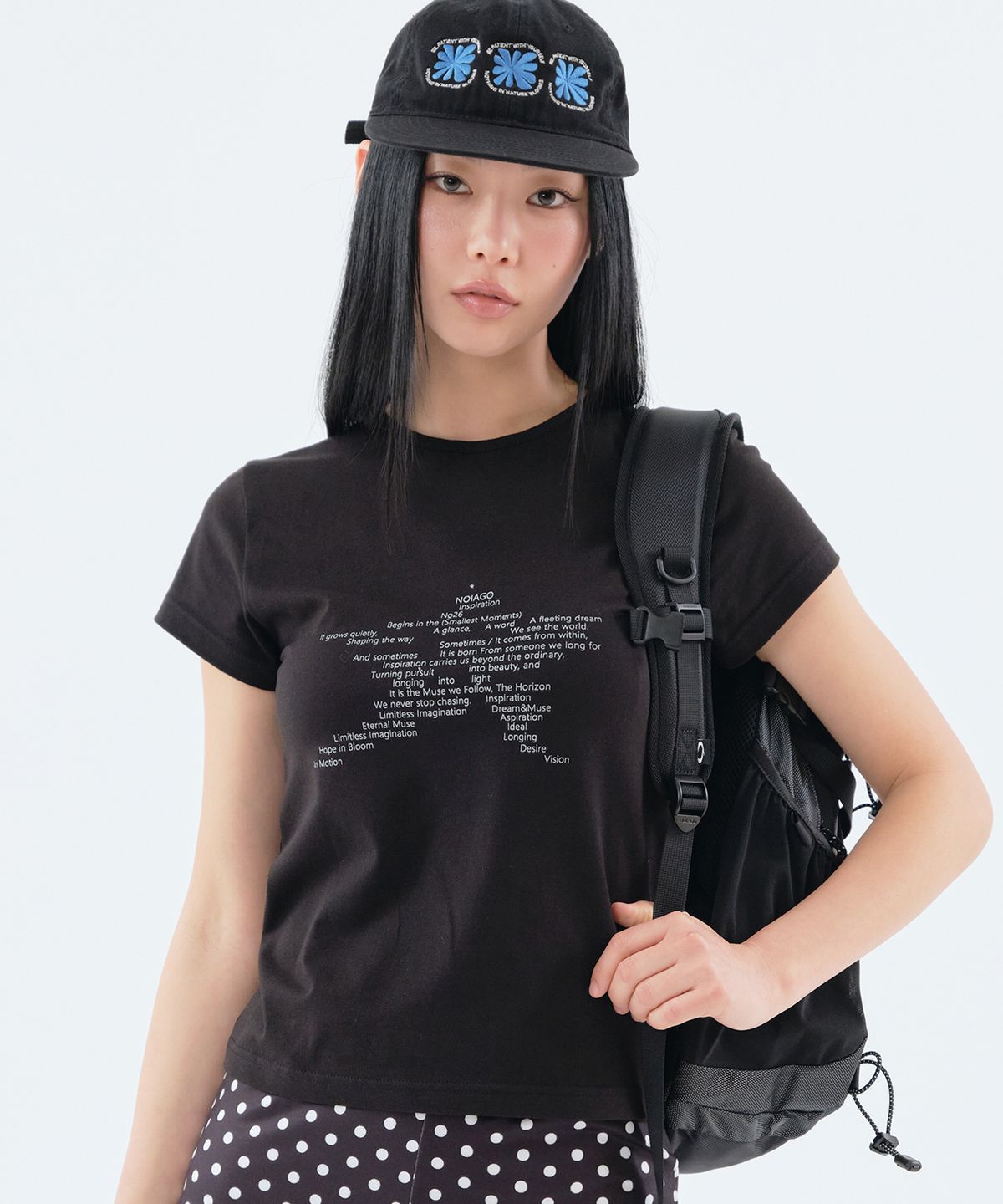 노이아고(NOIAGO) [최소윤X노이아고] NOI1854 스타 레터링 티셔츠 (블랙)