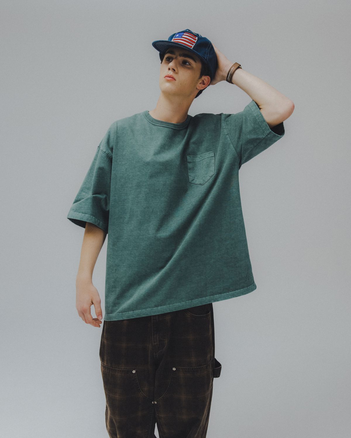 앵글런(ANGLAN) Essential Pocket Half Tee - Green