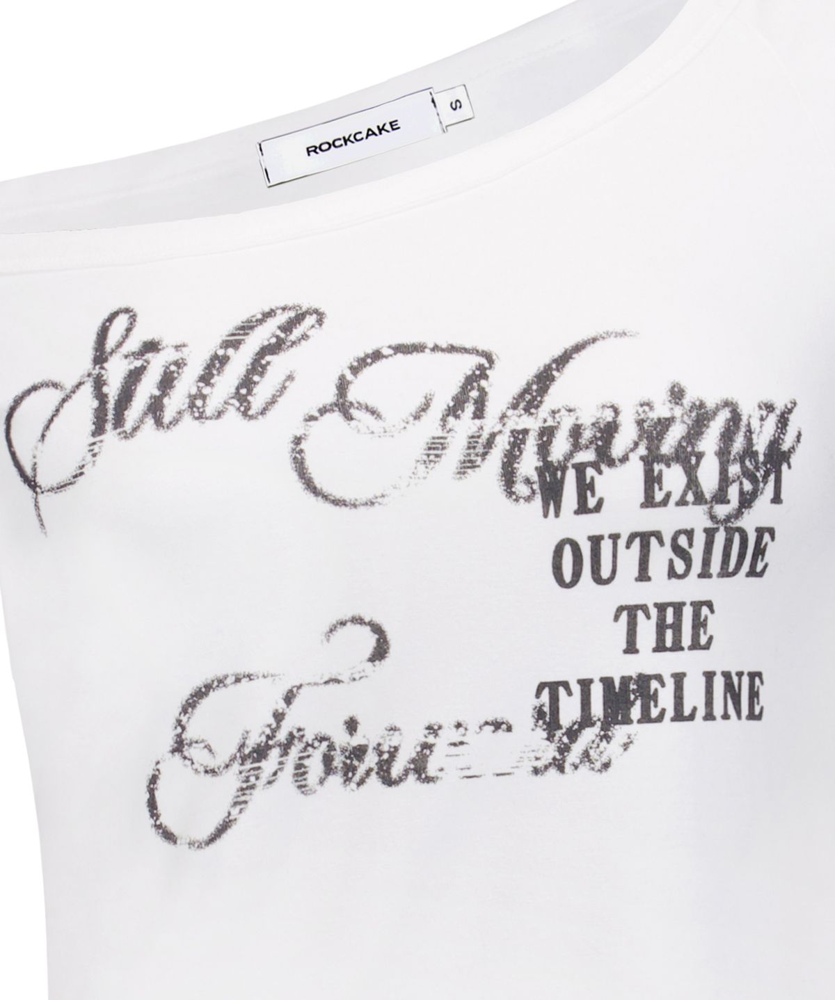 락케이크(ROCKCAKE) Off Shoulder Script Top - Ivory
