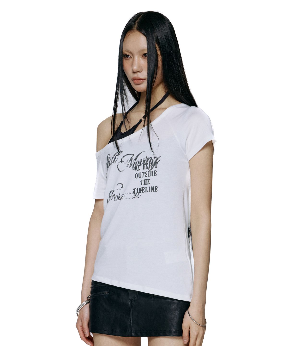 락케이크(ROCKCAKE) Off Shoulder Script Top - Ivory