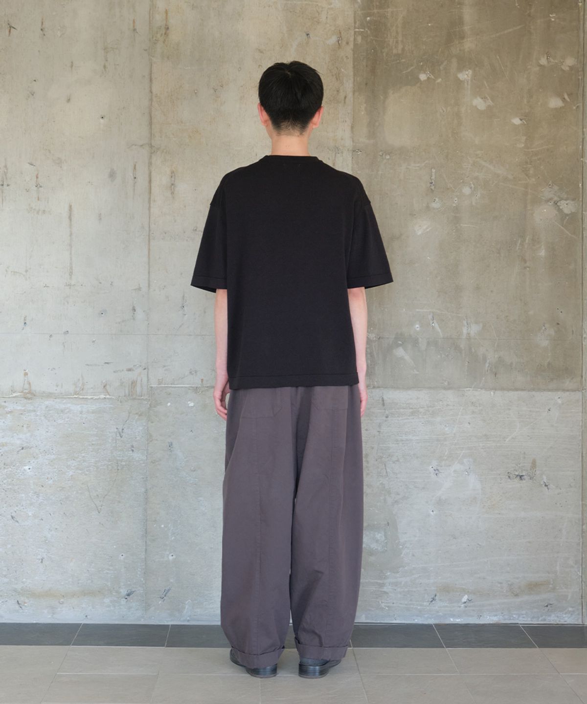 홀리선(HORLISUN) Elm Short Knit Pullover Shirt Black