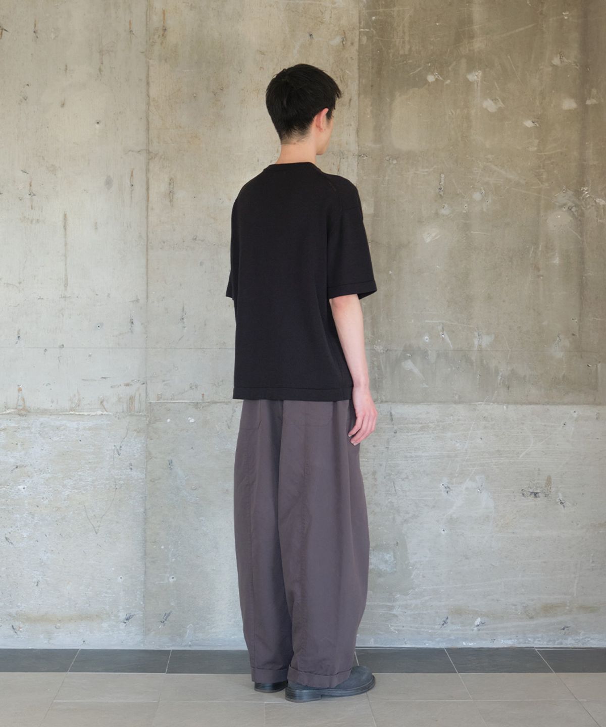 홀리선(HORLISUN) Elm Short Knit Pullover Shirt Black