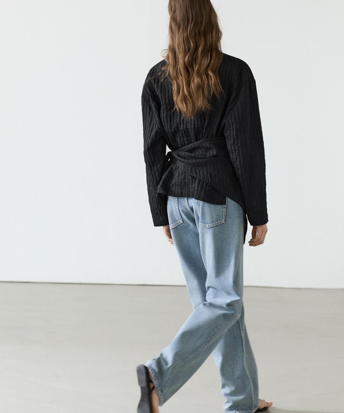 마시모두띠(MASSIMO DUTTI) 리넨 스트라이프 스카프 디테일 셔츠