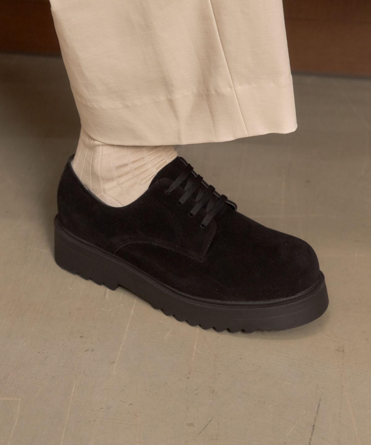 슈피트(SHUFIT) 6.5cm 와이드 더비슈즈 볼륨 스웨이드 블랙 구두 SFT-113