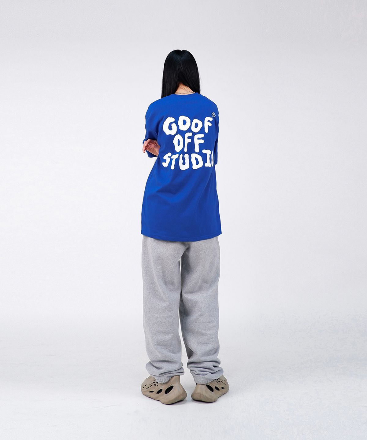 구프오프스튜디오(GOOFOFFSTUDIO) GOFS 메인 로고 티셔츠 블루