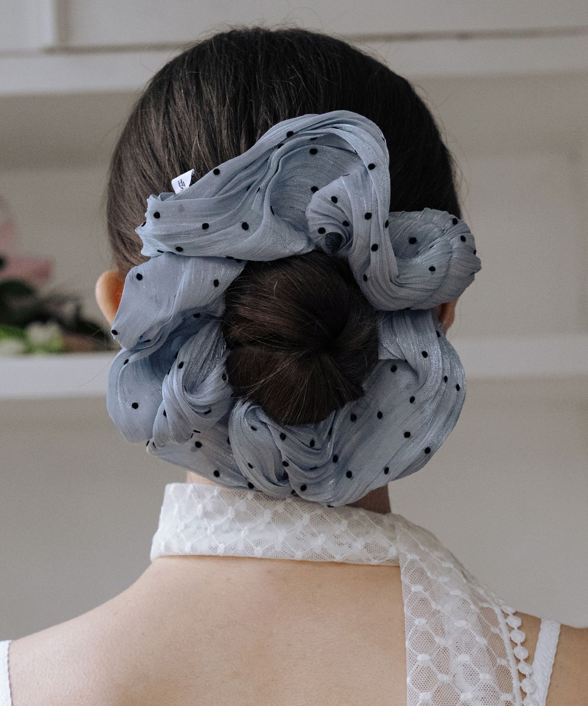 하스(HAS) HMS001 Sheer Dot Ruffle Scrunchie
