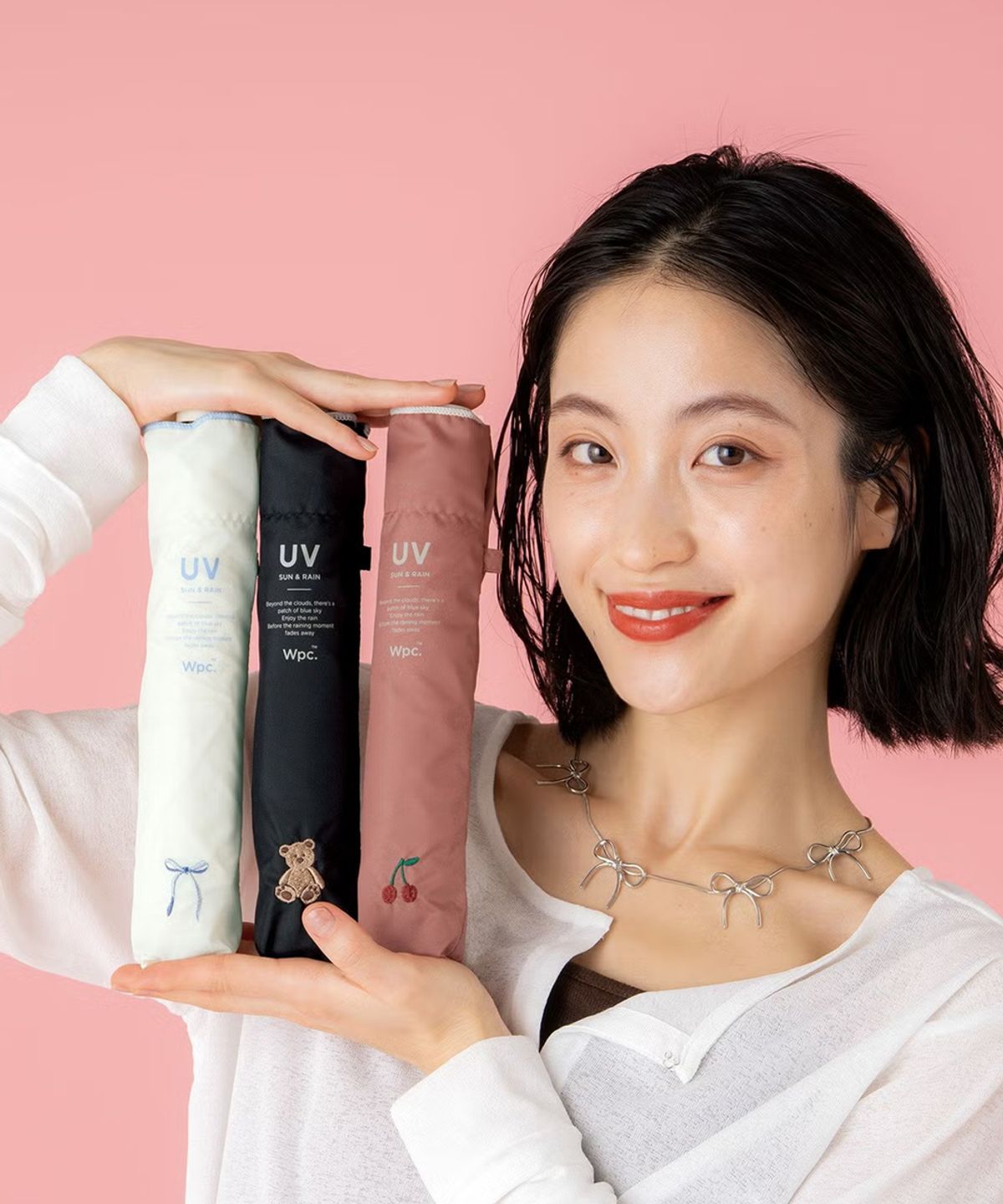 더블유피씨(W.P.C) Wpc.우산 원포인트 자수 115g 경량 미니 3단 우양산 AL02-044-002