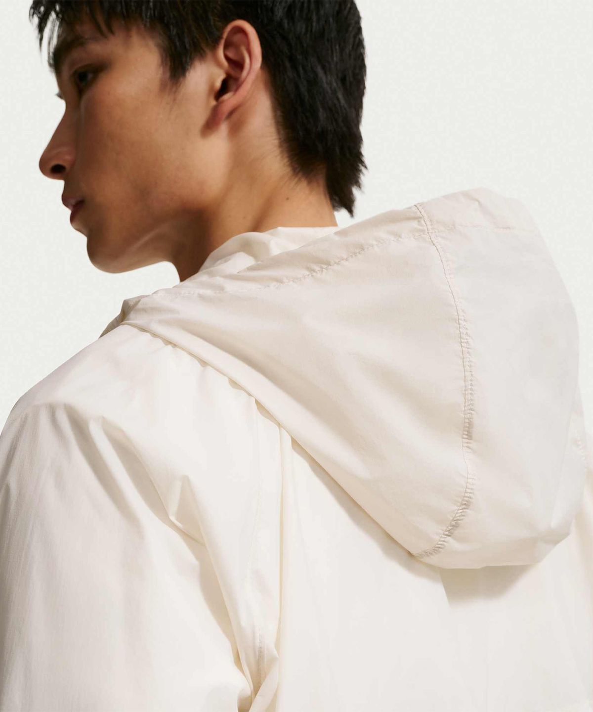 나이키(NIKE) 윈드러너 언라인드 풀집 UV 재킷 M - 라이트 오어우드 브라운:크림 II:화이트 / IO9628-104