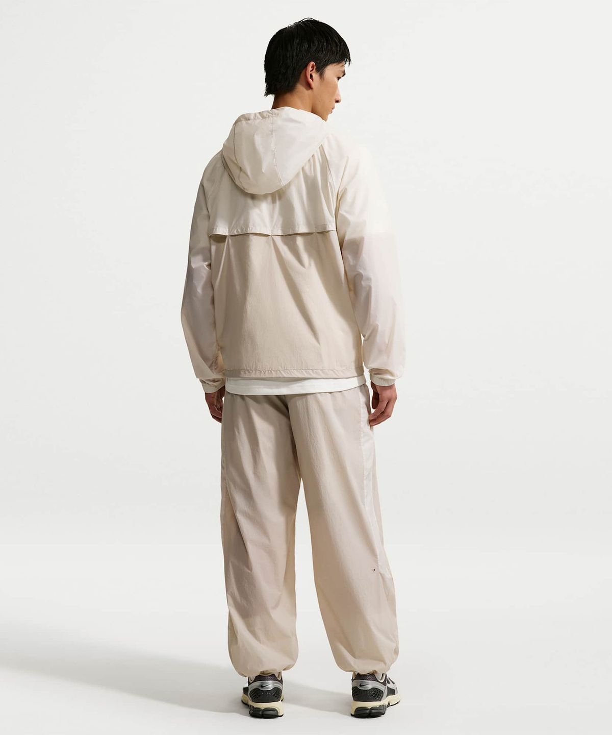 나이키(NIKE) 윈드러너 언라인드 풀집 UV 재킷 M - 라이트 오어우드 브라운:크림 II:화이트 / IO9628-104