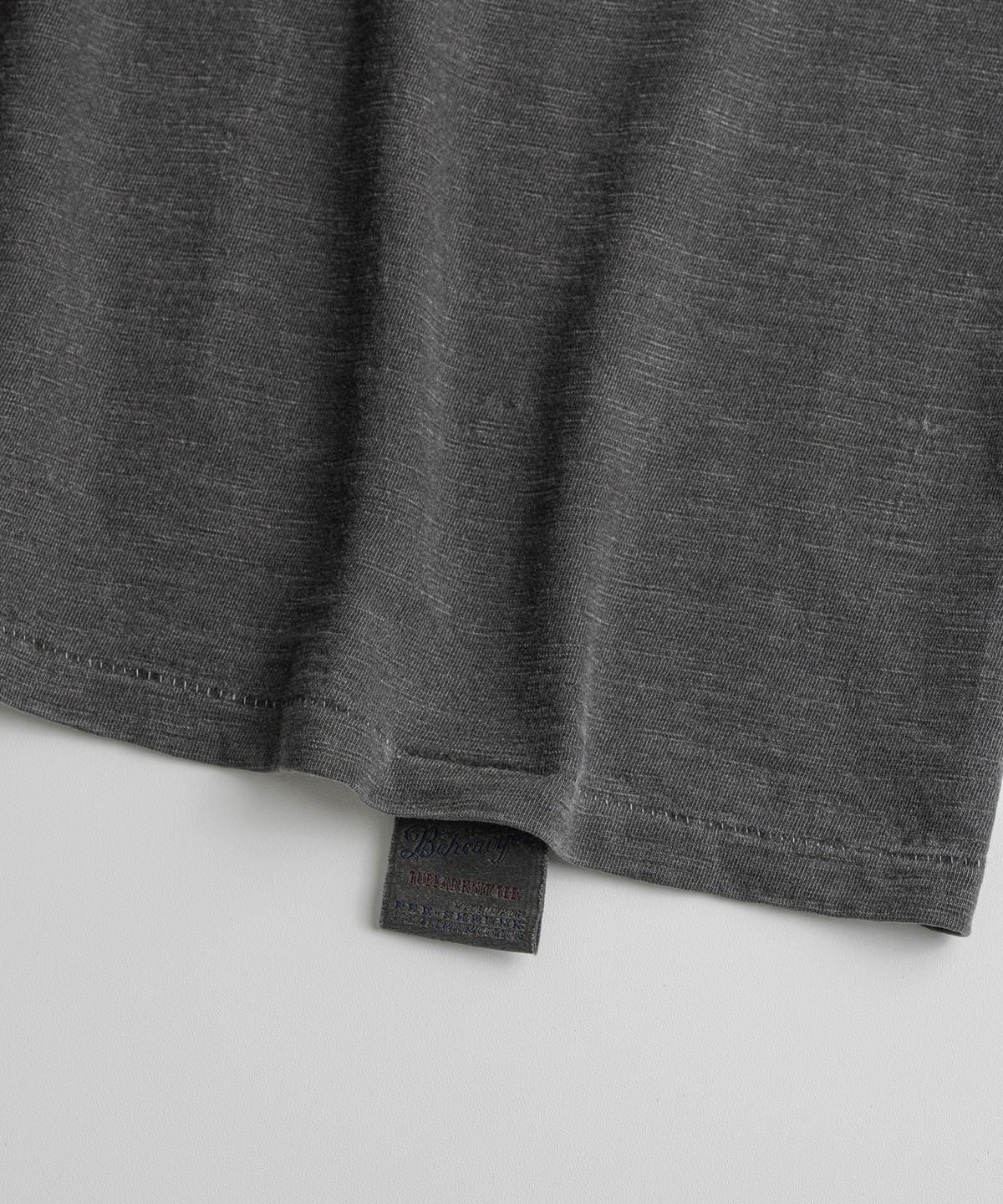 비헤비어(BEHEAVYER) 19XX GRAPHIC TUBLAR T-SHIRTS charcoal
