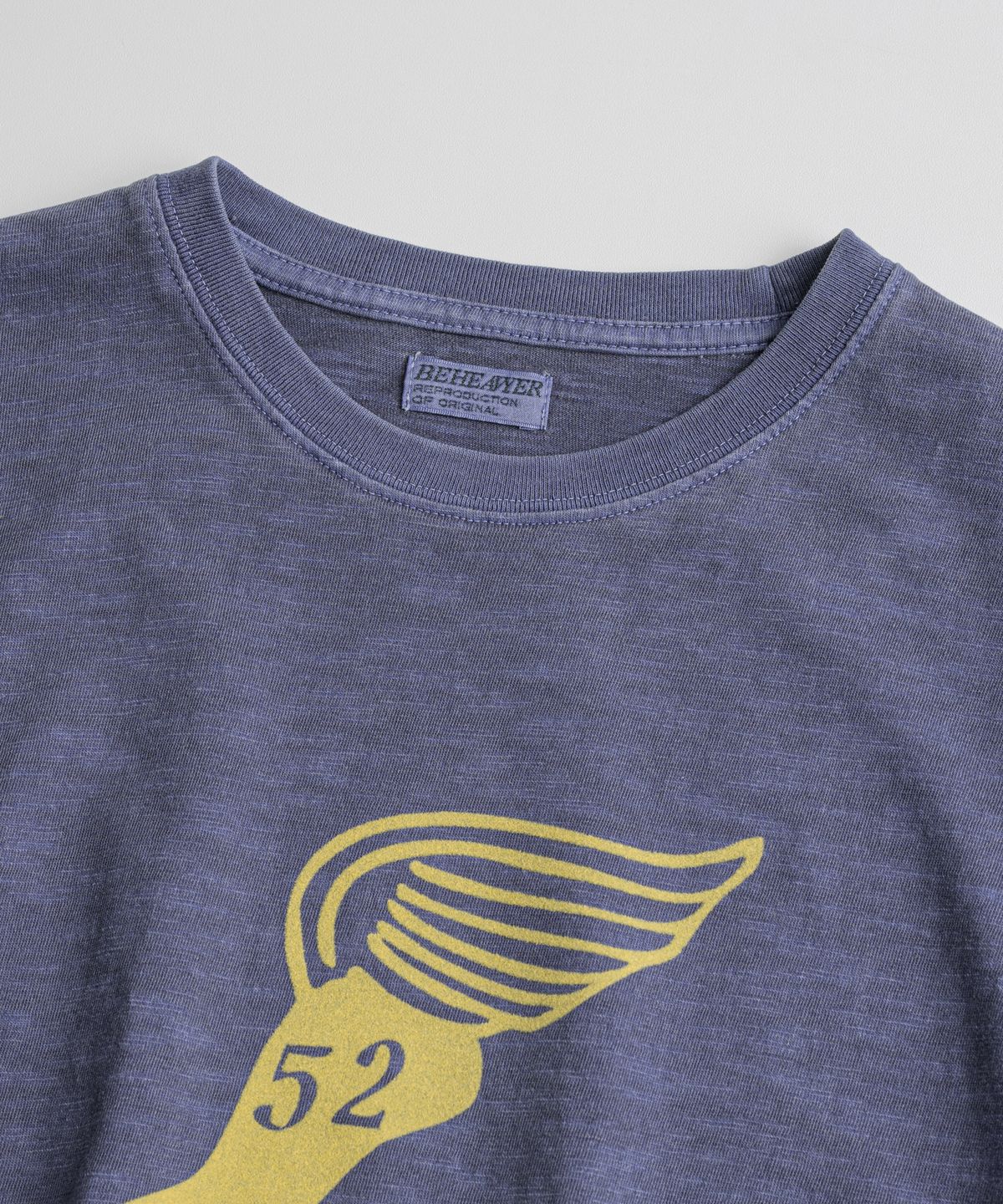 비헤비어(BEHEAVYER) 19XX GRAPHIC TUBLAR T-SHIRTS vintage purple
