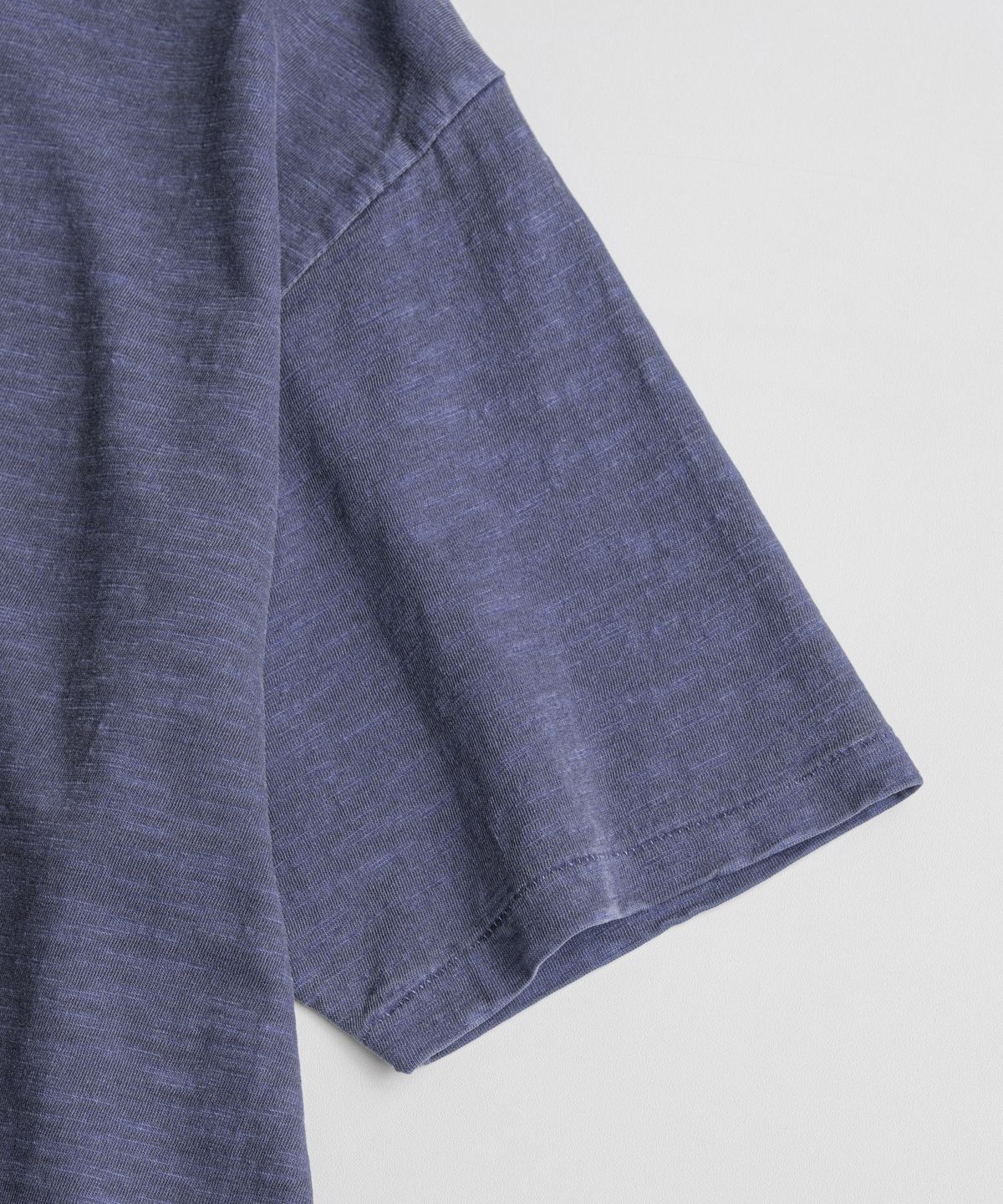 비헤비어(BEHEAVYER) 19XX GRAPHIC TUBLAR T-SHIRTS vintage purple
