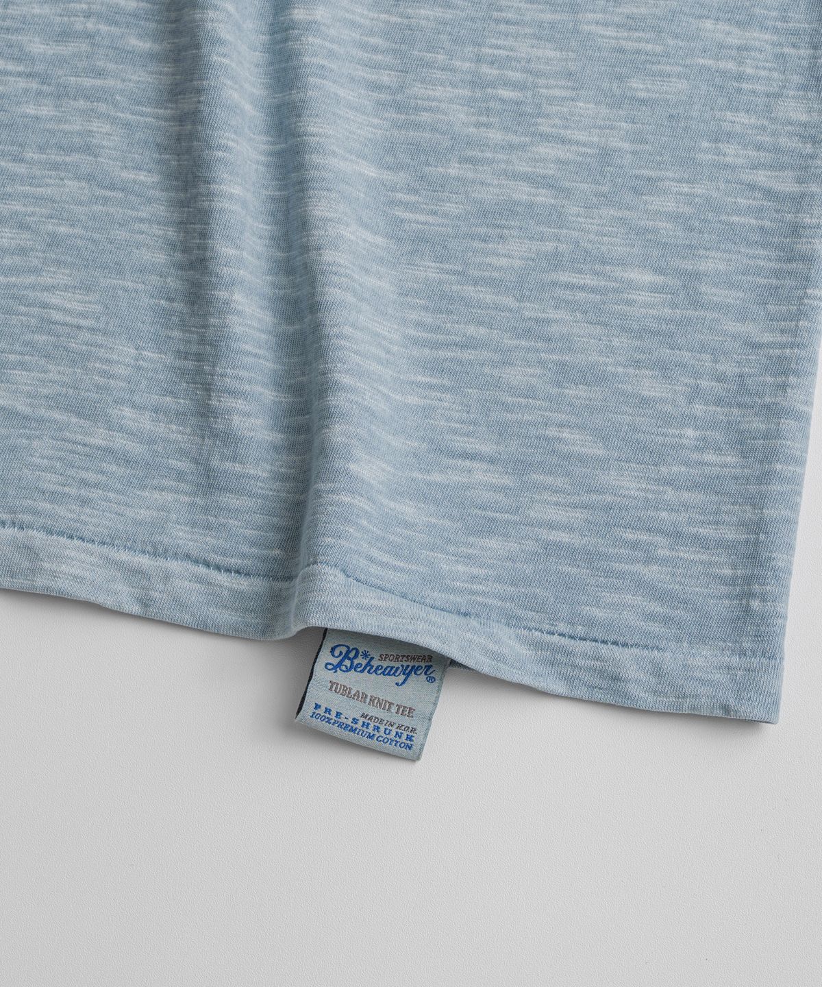 비헤비어(BEHEAVYER) 19XX GRAPHIC TUBLAR T-SHIRTS dust blue