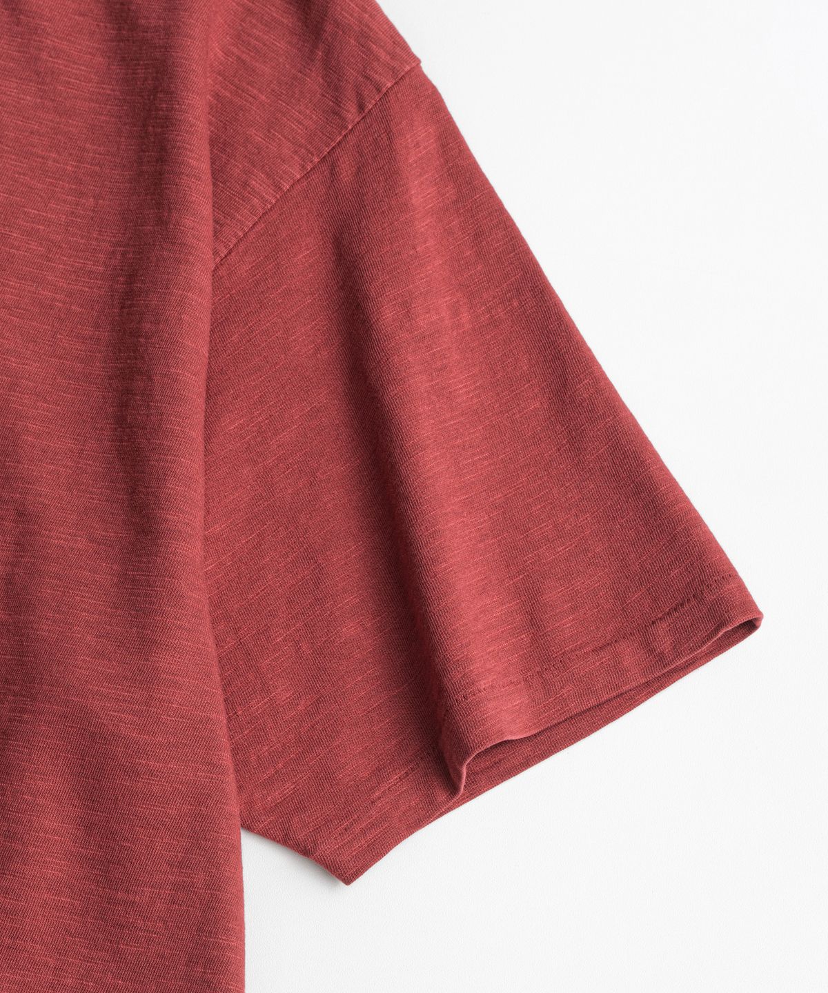 비헤비어(BEHEAVYER) 19XX GRAPHIC TUBLAR T-SHIRTS vintage red