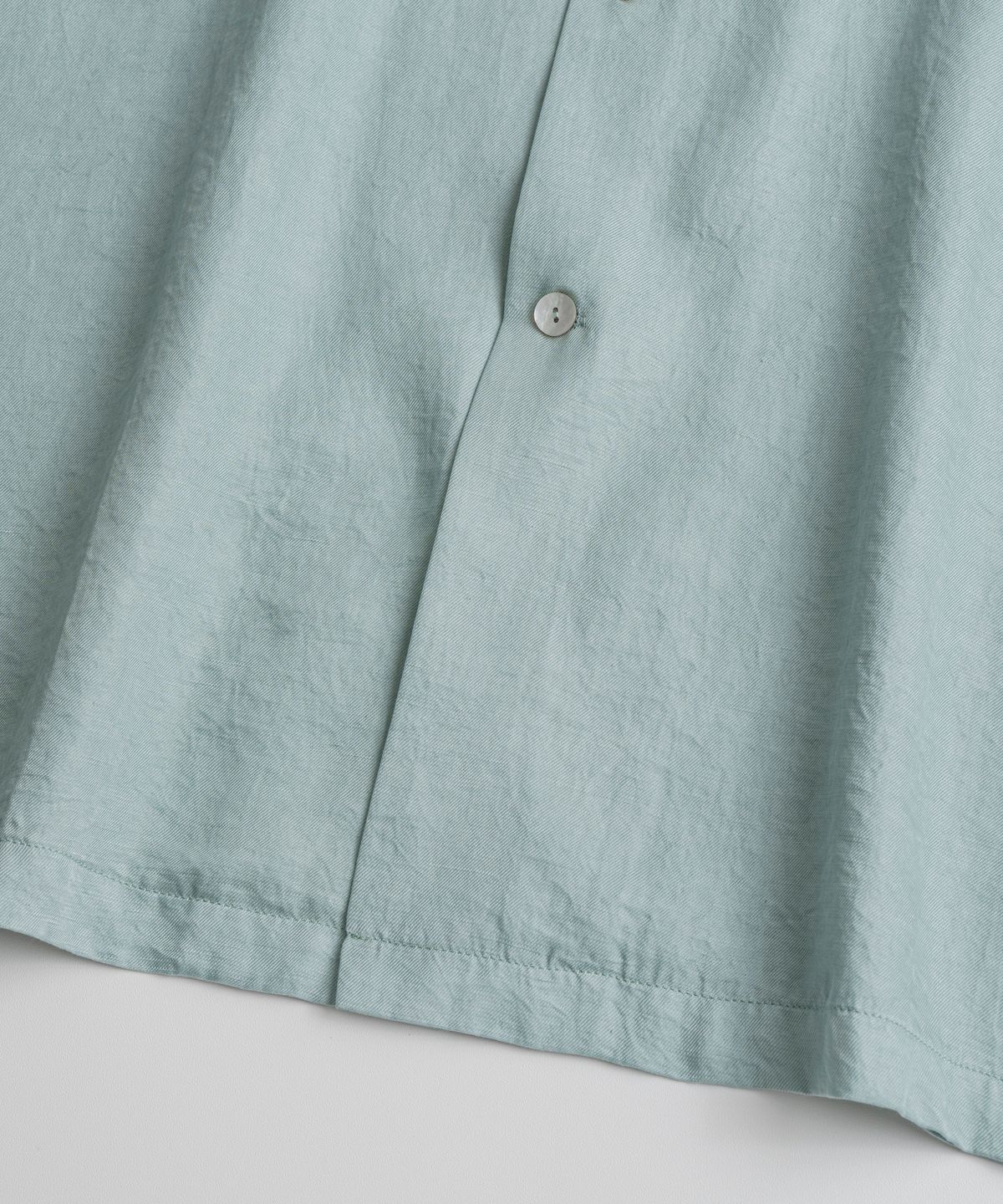 비헤비어(BEHEAVYER) DYED CUPRO BOWLING 1/2 SHIRTS mint
