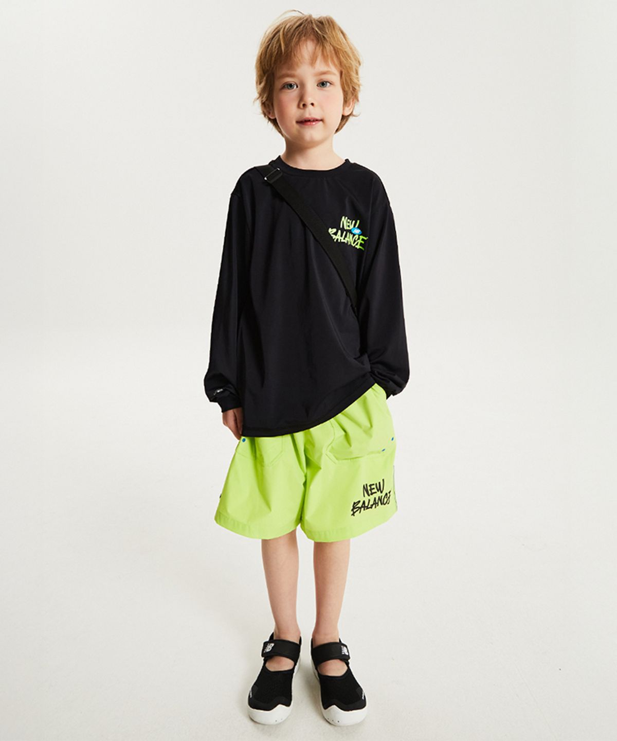 뉴발란스 키즈(NEWBALANCEKIDS) Spotlight Hot Summer_아동 로고 포인트 긴팔 래쉬가드 티셔츠 NK9RG3973U19