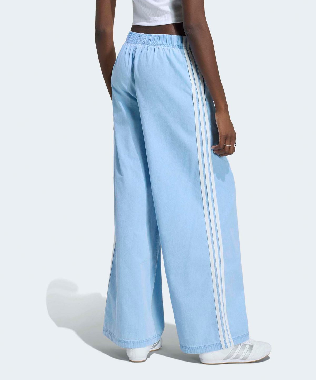 아디다스(ADIDAS) 서머 글로우 데님 와이드 레그 팬츠 - 라이트데님 / KY8111