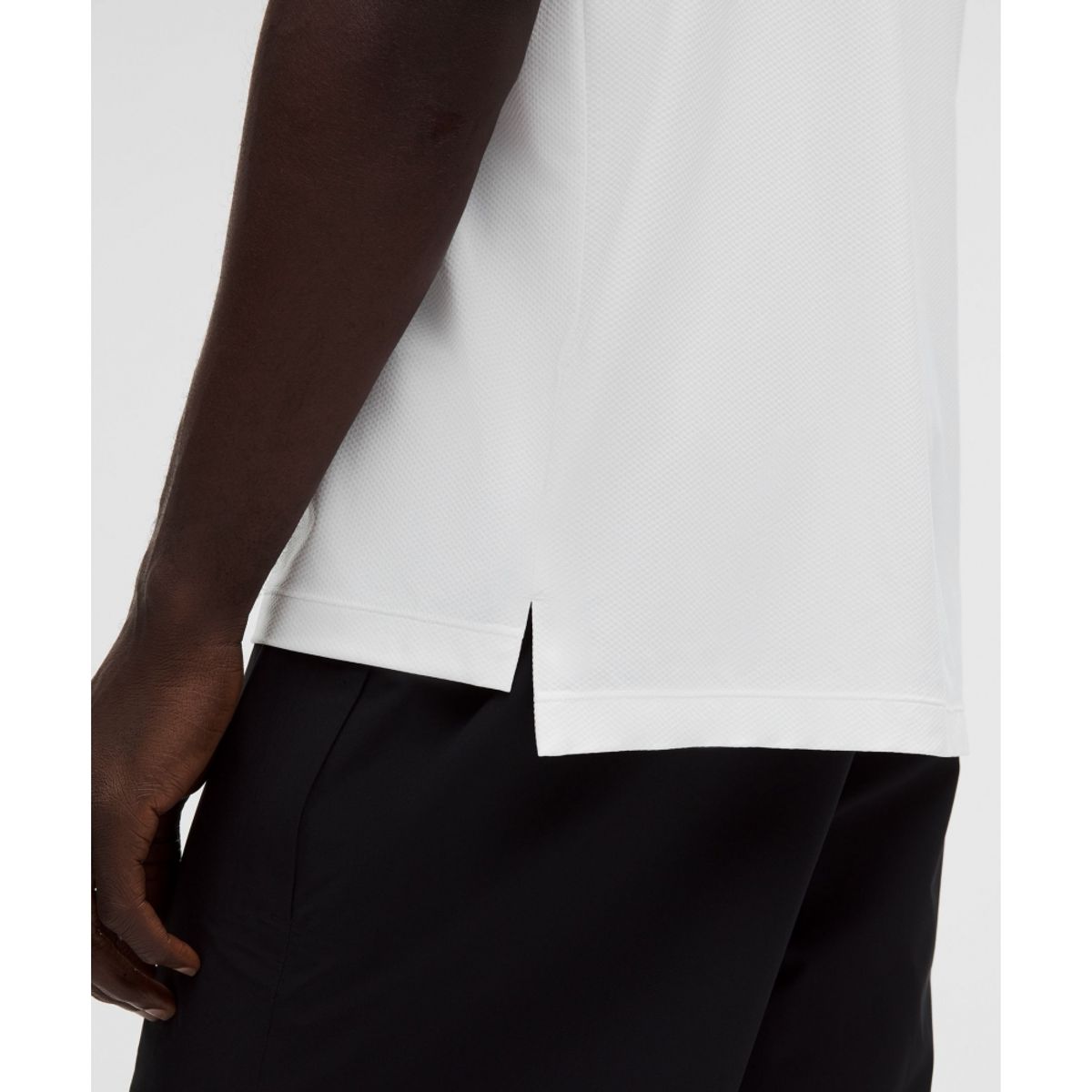 룰루레몬(LULULEMON) 로고 스포츠 폴로 숏슬리브  WHT