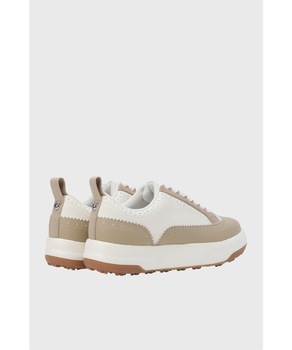 왁(WAAC) Women s MILKYFOAM Spikeless Classic Shoes WI4GX26210IVX