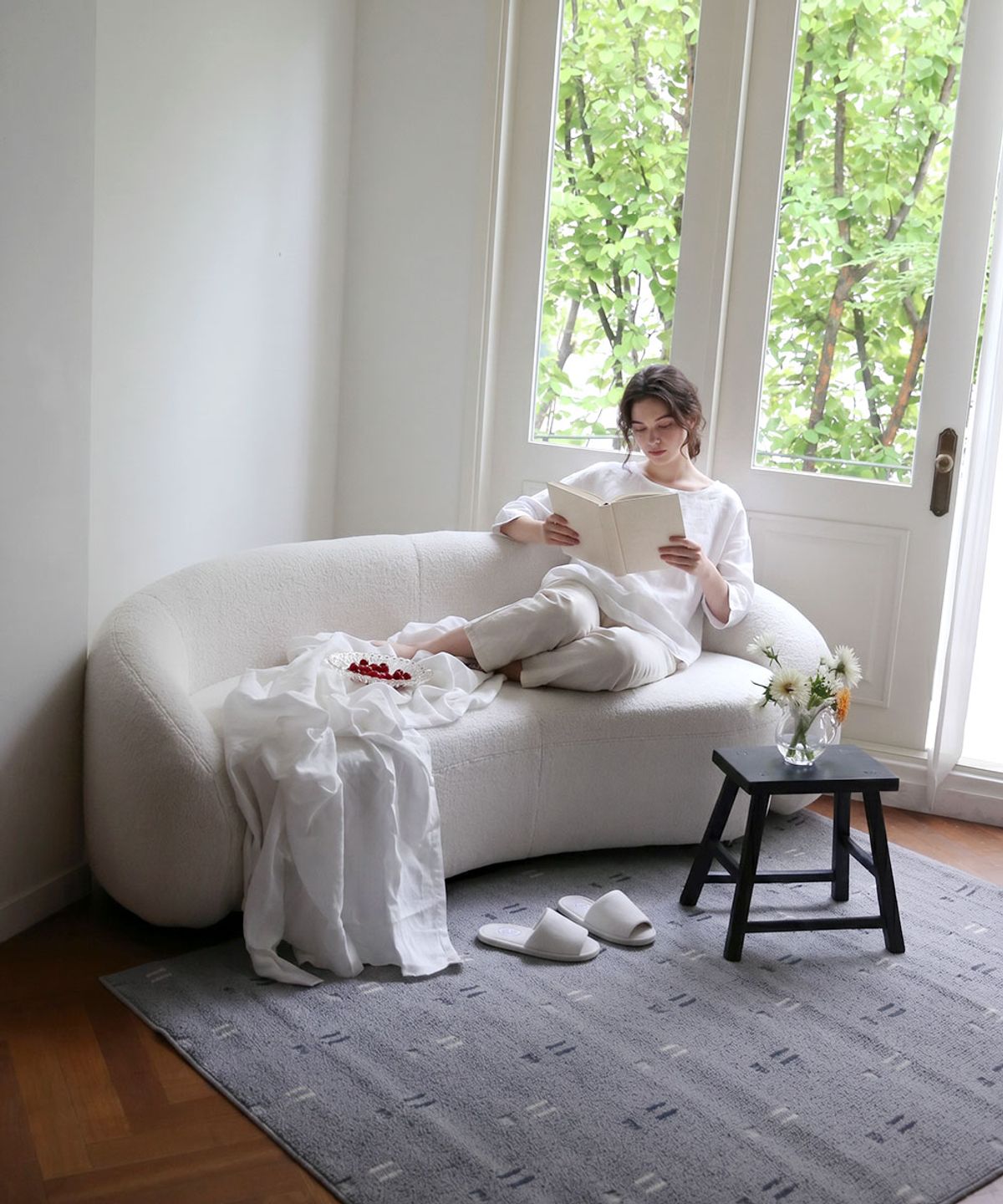 메종드룸룸(MAISON DE ROOMROOM) 리듬 라인 러그