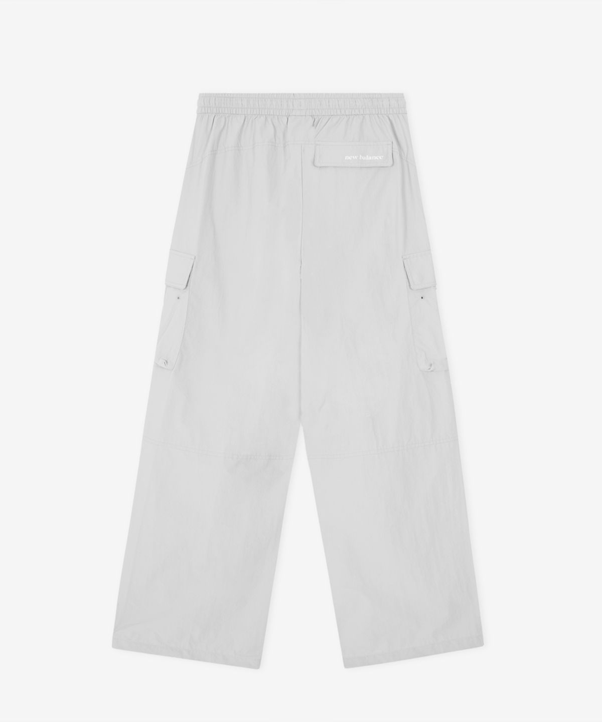 뉴발란스(NEW BALANCE) NBNTG2W412 / WOMEN 에센셜 경량 우븐 카고 와이드 팬츠 (GRAY)